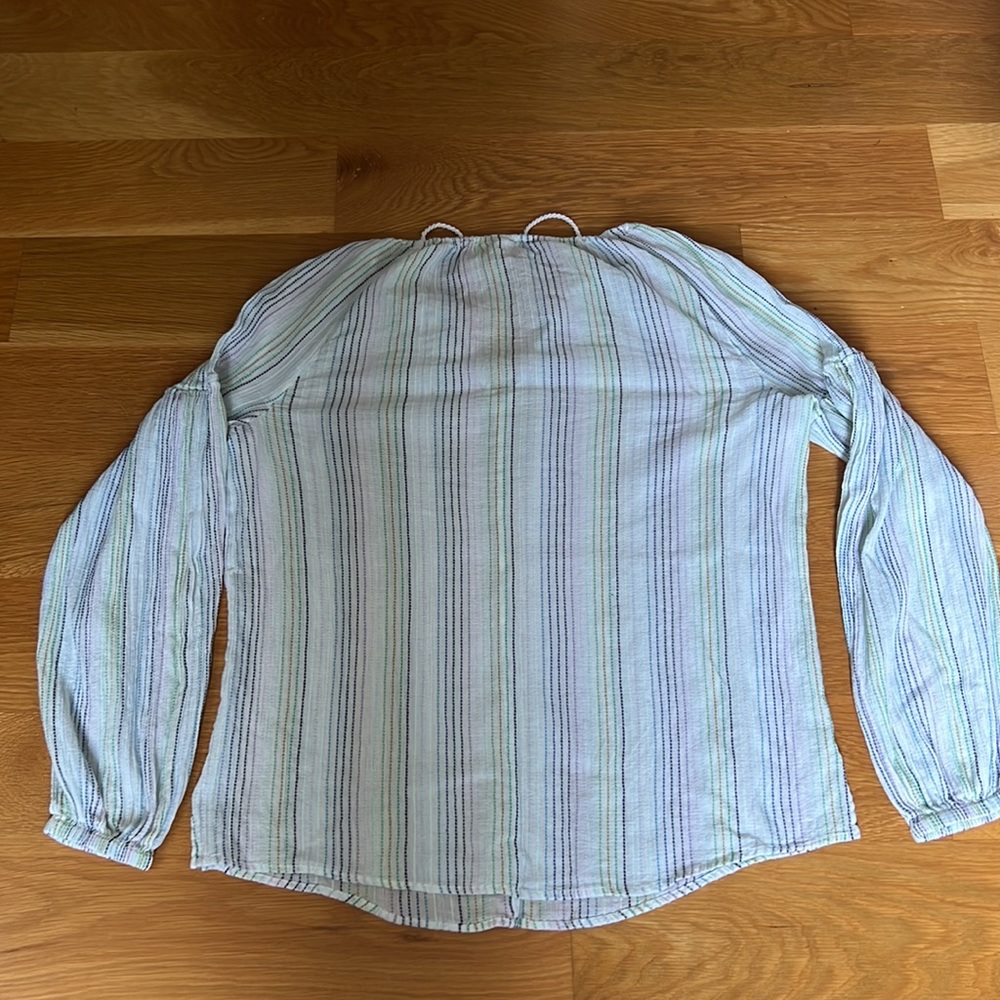 Gap summer beach shirt, medium tall - Picture 5 of 5